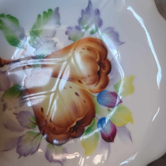 MCM UCAGCO Japan Hand Painted Pears, Small Plate, Unusual Rim, Vibrant Colors - Picture 9 of 9